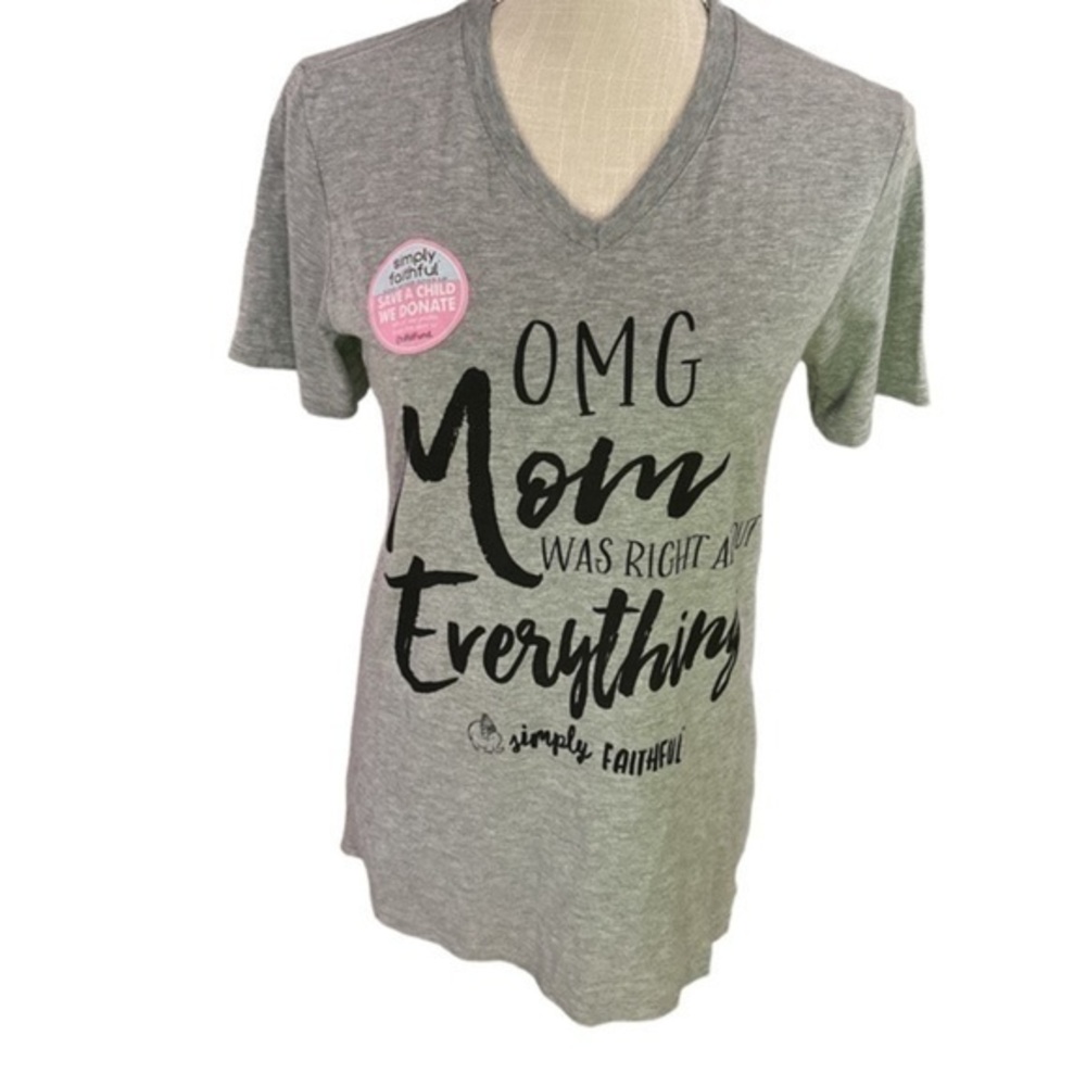 Simply Faithful V-Neck Tee Size S